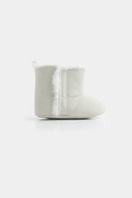 
                        
                          Load image into Gallery viewer, Mothercare Grey Snug Pram Boots
                        
                      