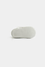 
                        
                          Load image into Gallery viewer, Mothercare Grey Snug Pram Boots
                        
                      