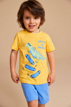 
                        
                          將圖片載入圖庫檢視器 Mothercare Dino Skate T-Shirt And Shorts Set
                        
                      