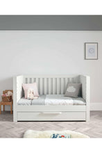 
                        
                          Load image into Gallery viewer, Mamas &amp; Papas Franklin Cotbed White Wash 5
                        
                      