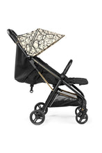 
                        
                          Load image into Gallery viewer, Peg Perego Selfie Stroller - Graphite Gold 4
                        
                      
