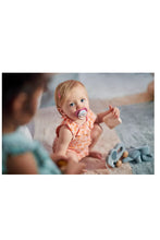 
                        
                          Load image into Gallery viewer, Philips Avent Ultra Air Soother 618 months Pink and Purple 5
                        
                      