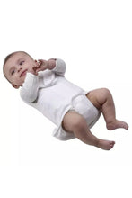 
                        
                          將圖片載入圖庫檢視器 Red Castle Ergonomic Swaddle Blanket White 1
                        
                      