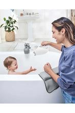 
                        
                          Load image into Gallery viewer, Skip Hop Moby Waterfall Bath Rinser White 5
                        
                      