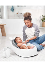 
                        
                          Load image into Gallery viewer, Skip Hop Moby Waterfall Bath Rinser White 7
                        
                      