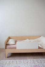 
                        
                          將圖片載入圖庫檢視器 Softspot Soft Sheet Rose 4
                        
                      